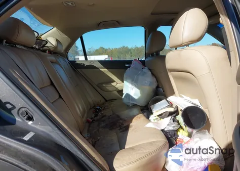 2007 Honda Accord 3.0 Ex z USA, uszkodzony, nr VIN 1HGCM66817A047240